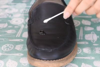 皮鞋有折痕怎么办