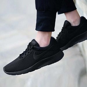 耐克跑鞋最新款