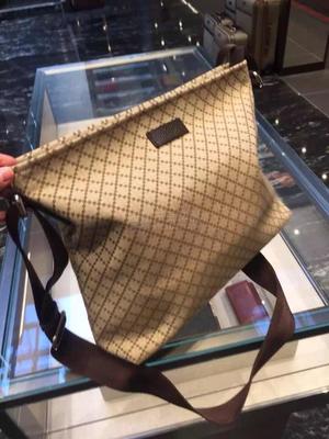 gucci男士钱包价格