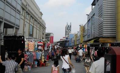 北京动物园服装批发市场