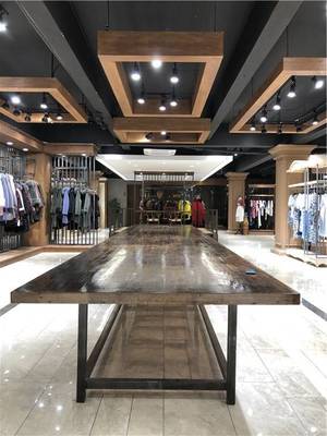 女装实体店品牌