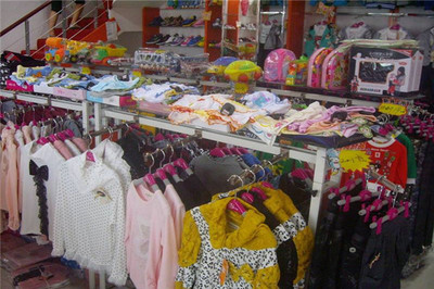儿童衣服店加盟