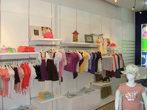 儿童衣服店加盟