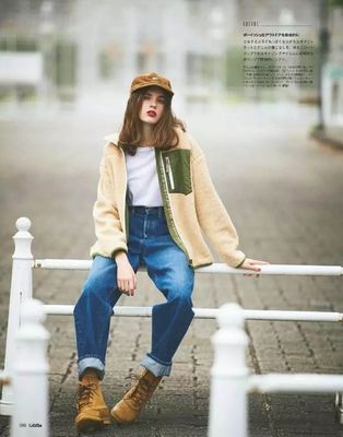 戴帽子穿什么衣服好看