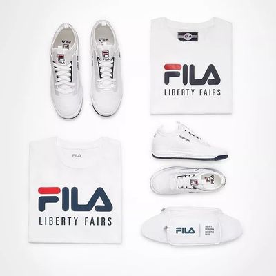 安踏 fila