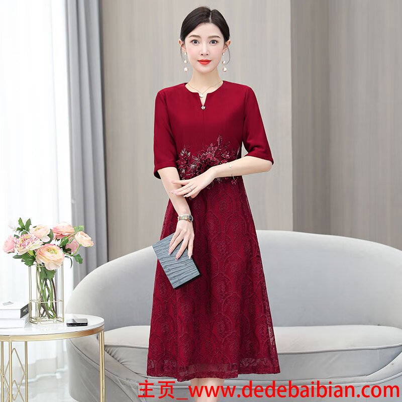 妈妈参加女儿婚礼服装