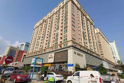 南山南油服装批发市场