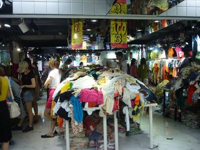 广州十三行服装批发市场在哪里
