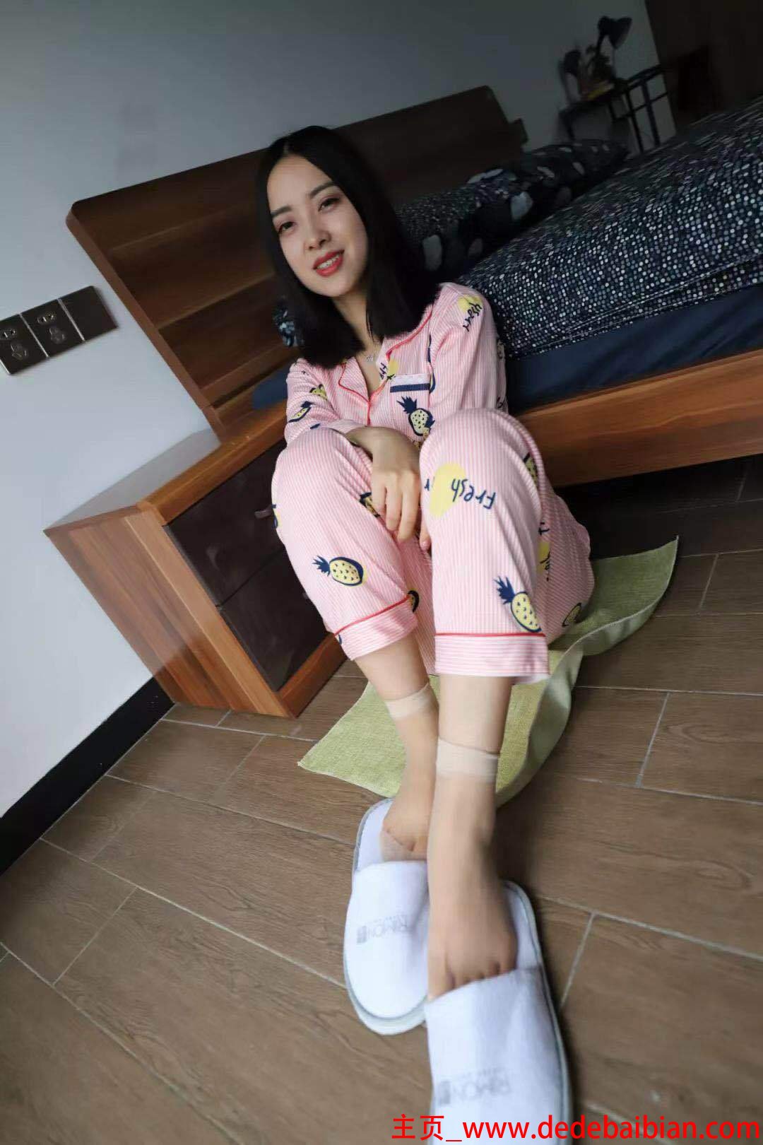 街拍短丝袜