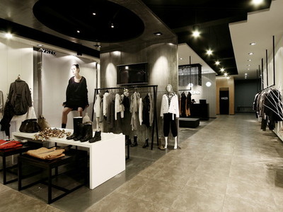 服装店怎么吸引顾客