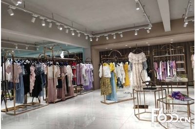 服装店怎么吸引顾客