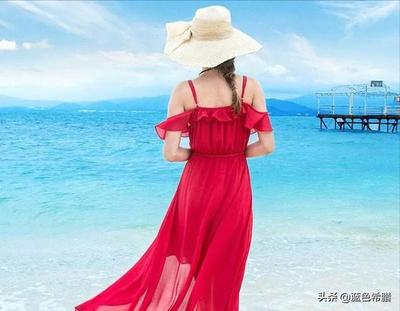 海边穿什么颜色衣服拍照好看