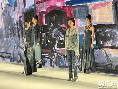 舞台服装