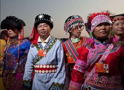 中国各民族服饰