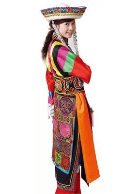 中国各民族服饰
