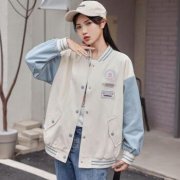 中学生新款潮外套女搭配什么裤子好看？__穿搭技