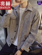 中学生秋装外套男装两成布料搭配什么裤子好看