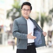 中年人男士夏季外套搭配什么裤子好看？__穿搭技