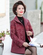 中年女式春装外套搭配什么裤子好看？__穿搭技巧