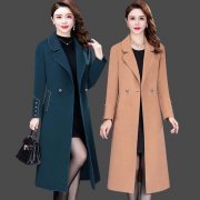 中年女款毛呢合身外套搭配什么裤子好看？__穿搭