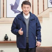 中年男士春装外套搭配什么裤子好看？__穿搭技巧