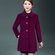 中老年冬装呢子外套女搭配什么裤子好看？__穿搭