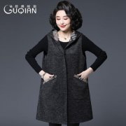 中老年女冬装无袖外套搭配什么裤子好看？__穿搭
