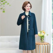中老年女外套毛泥中长搭配什么裤子好看？__穿搭