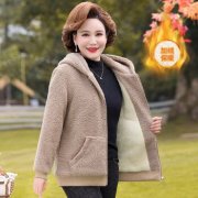 中老年女装冬装棉衣女外套搭配什么裤子好看？