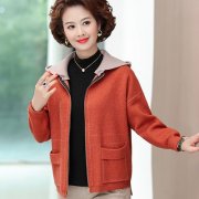 中老年小外套搭配什么裤子好看？__穿搭技巧__图