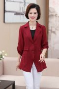 中老年春秋薄女装外套女装搭配什么裤子好看？