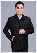 中老年男士秋装外套搭配什么裤子好看？__穿搭技