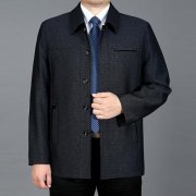 中老年男大号外套搭配什么裤子好看？__穿搭技巧