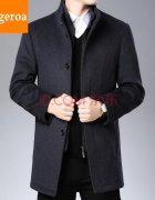 中老年男高档毛呢外套搭配什么裤子好看？__穿搭