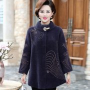 中老年秋新款女装外套搭配什么裤子好看？__穿搭