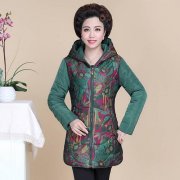中老年韩版新款外套女装外套搭配什么裤子好看