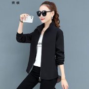 中老年韩版秋装新款女装外套搭配什么裤子好看