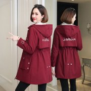 以纯中长款外套搭配什么裤子好看？__穿搭技巧