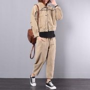 休闲哈伦裤外套搭配什么裤子好看？__穿搭技巧