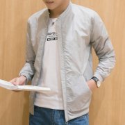 休闲外套上衣夏季搭配什么裤子好看？__穿搭技巧