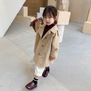 休闲大女童秋装外套搭配什么裤子好看？__穿搭技