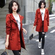 休闲长款外套女装搭配什么裤子好看？__穿搭技巧