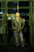 余文乐冬装外套搭配什么裤子好看？__穿搭技巧