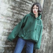 原宿风女生秋装外套搭配什么裤子好看？__穿搭技