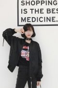 原宿风学生外套绑带搭配什么裤子好看？__穿搭技