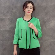 圆领短款外套搭配什么裤子好看？__穿搭技巧__图