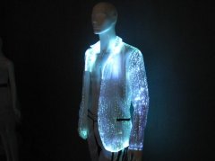 夜光服外套搭配什么裤子好看？__穿搭技巧__图片