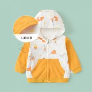 婴儿五个月外套春秋装搭配什么裤子好看？__穿搭