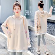 孕妇服装上衣外套搭配什么裤子好看？__穿搭技巧