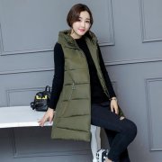 孕妇长款坎肩外套搭配什么裤子好看？__穿搭技巧